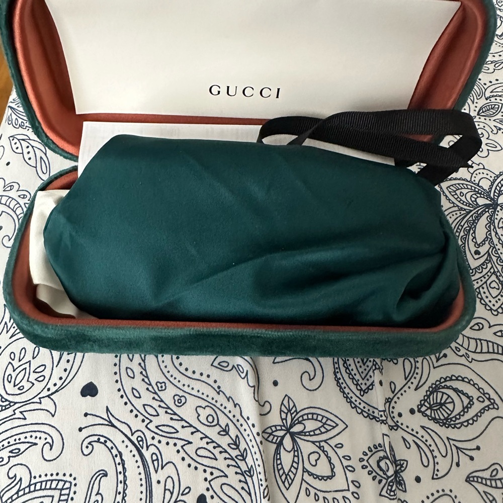 Gucci sunglasses